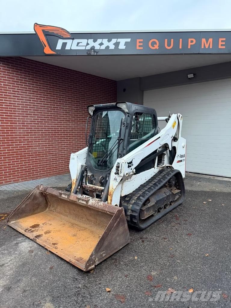 Bobcat T 590 滑移装载机