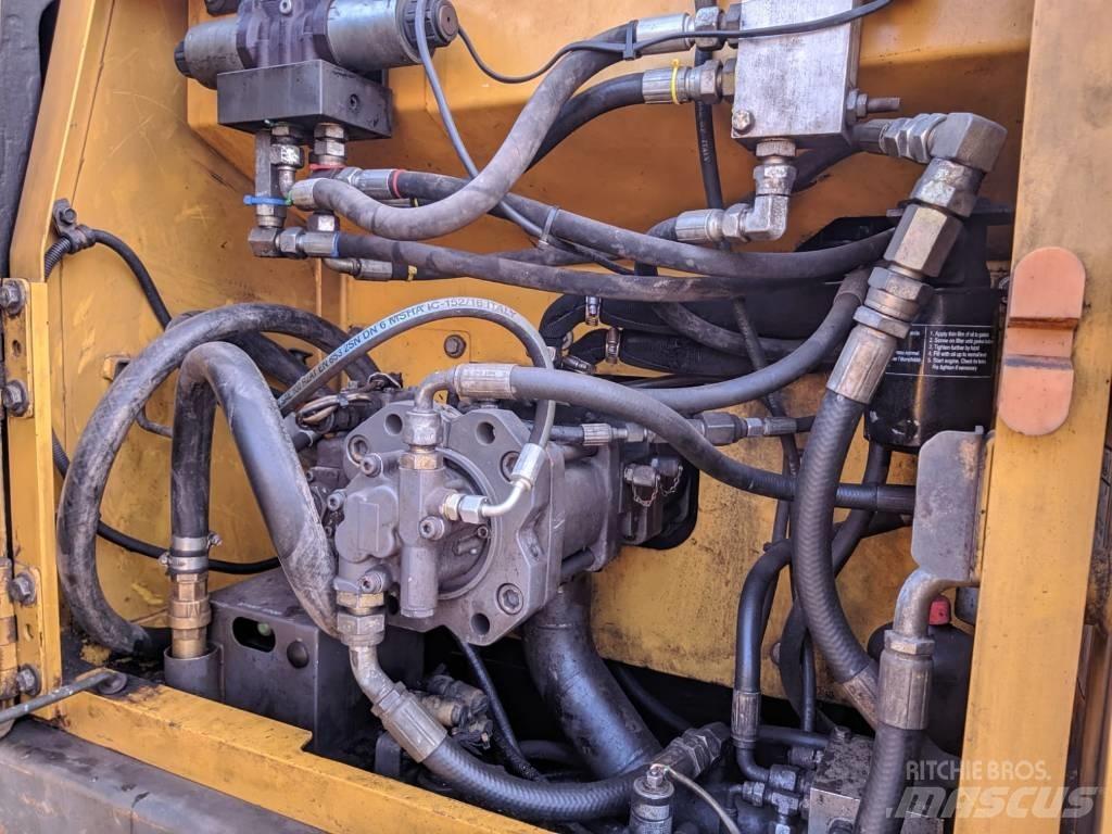 Volvo EC 160 B LC 履带挖掘机