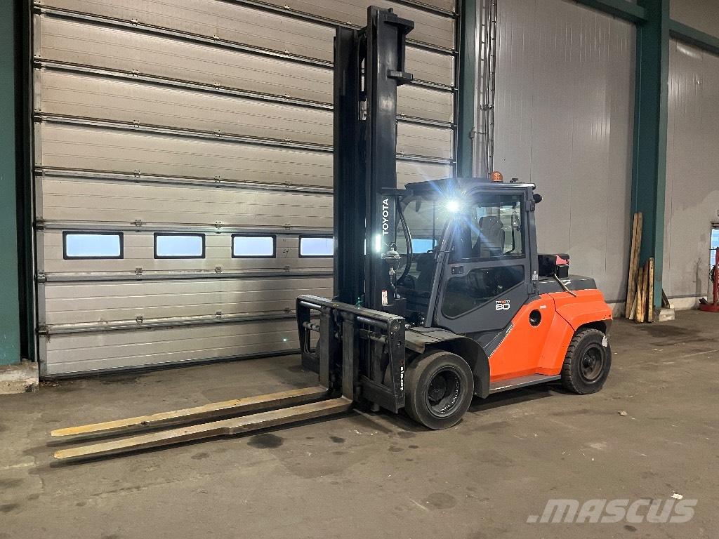 Toyota 40-8 FD 80 N 柴油叉车
