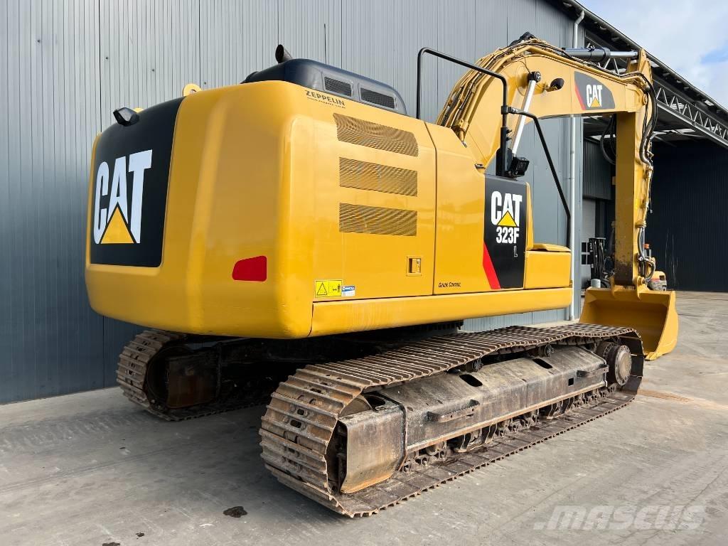CAT 323F L 履带挖掘机