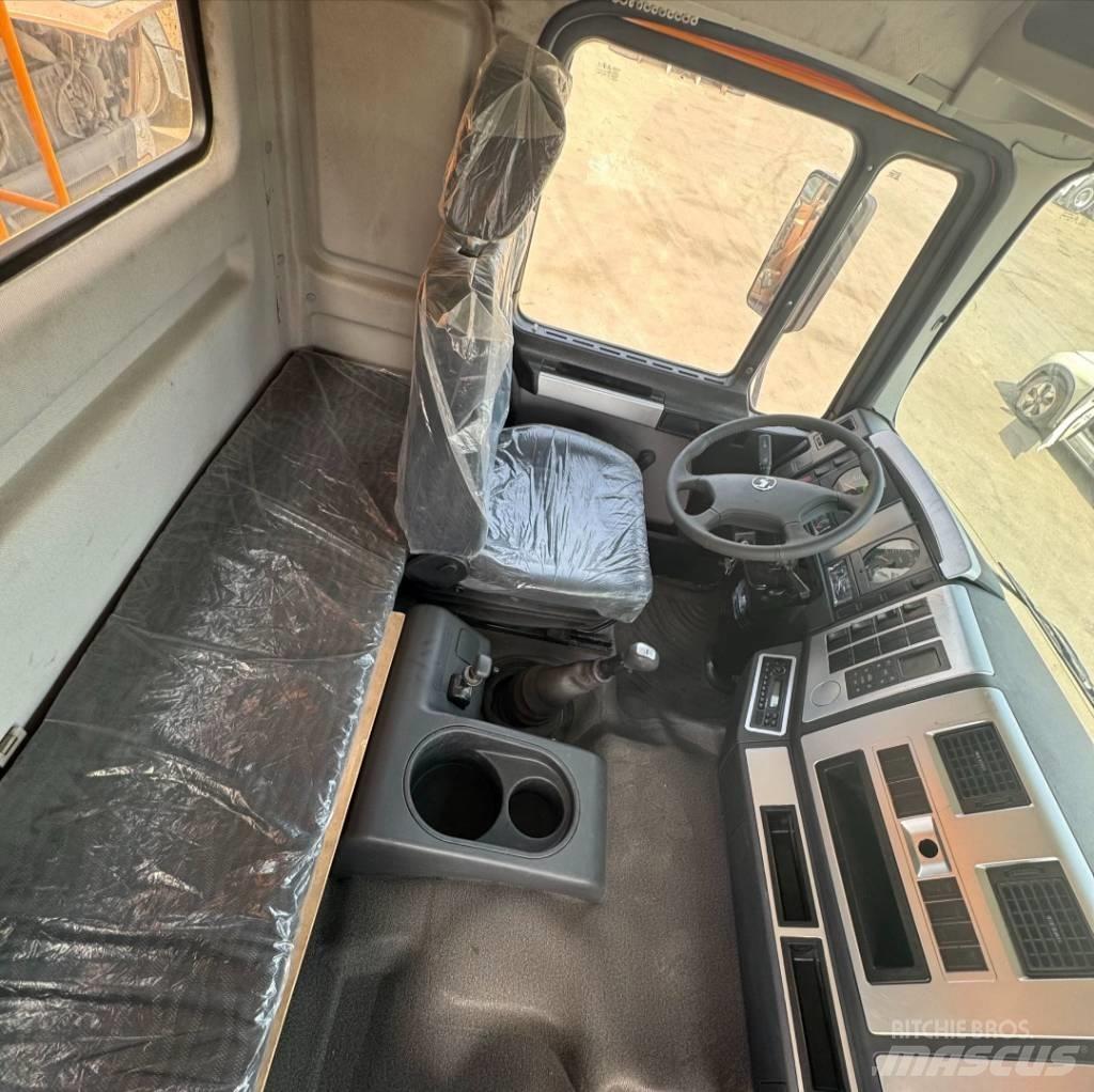 Shacman F 3000 自卸式货车