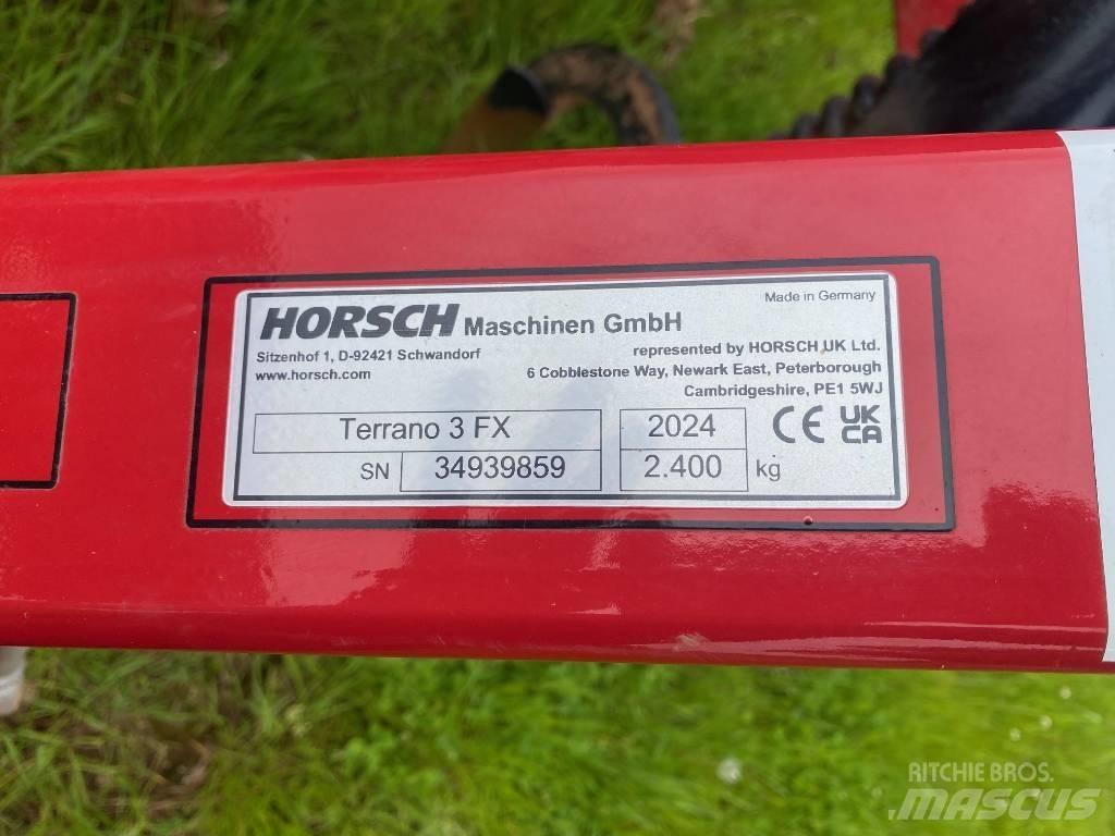 Horsch Terrano 3 FX 手扶中耕机