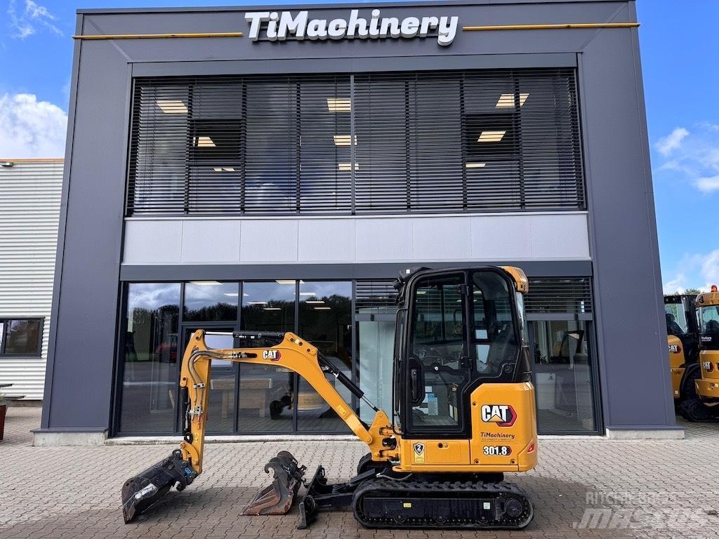 CAT 301.8 小型挖掘机