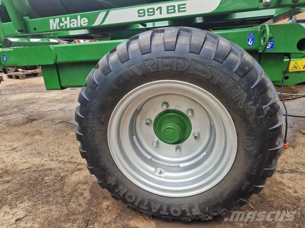McHale 991 B E 牧草包膜机