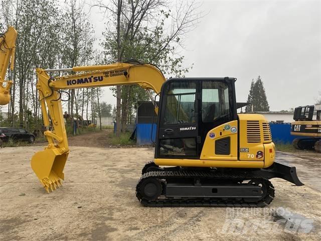 Komatsu PC70-8 履带挖掘机