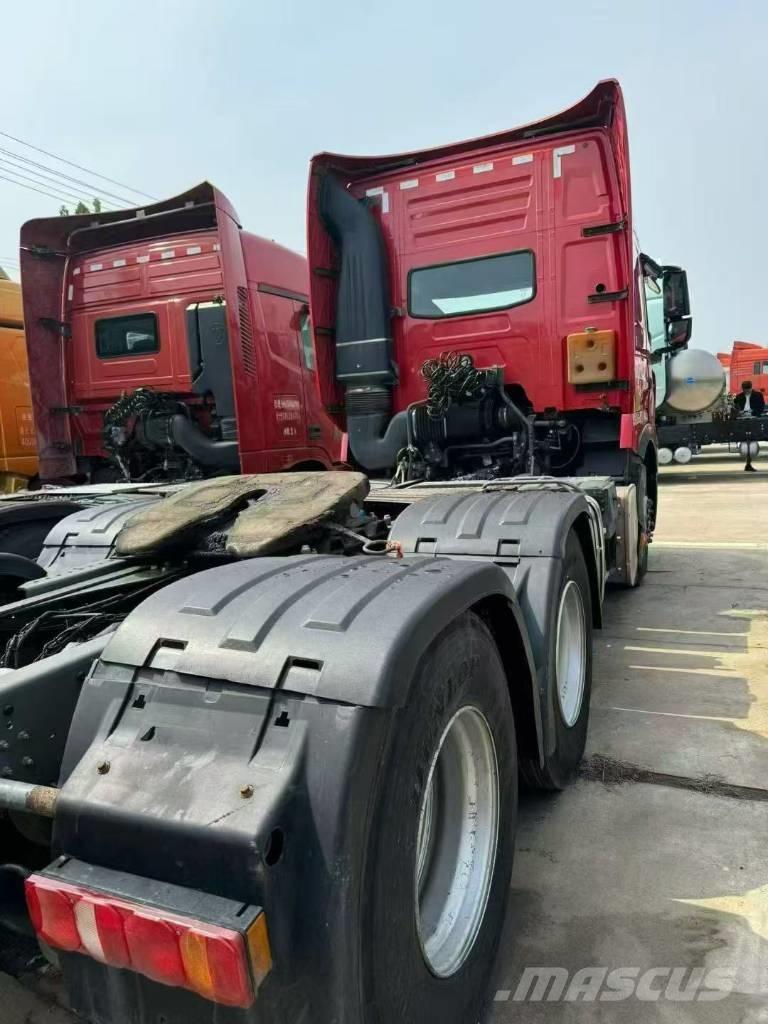 Sinotruk T7H 牵引车