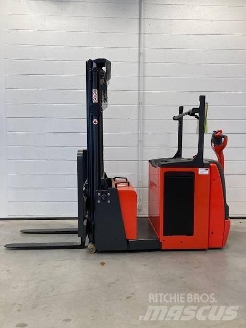 Linde L12AC/1171-01 手推堆垛车