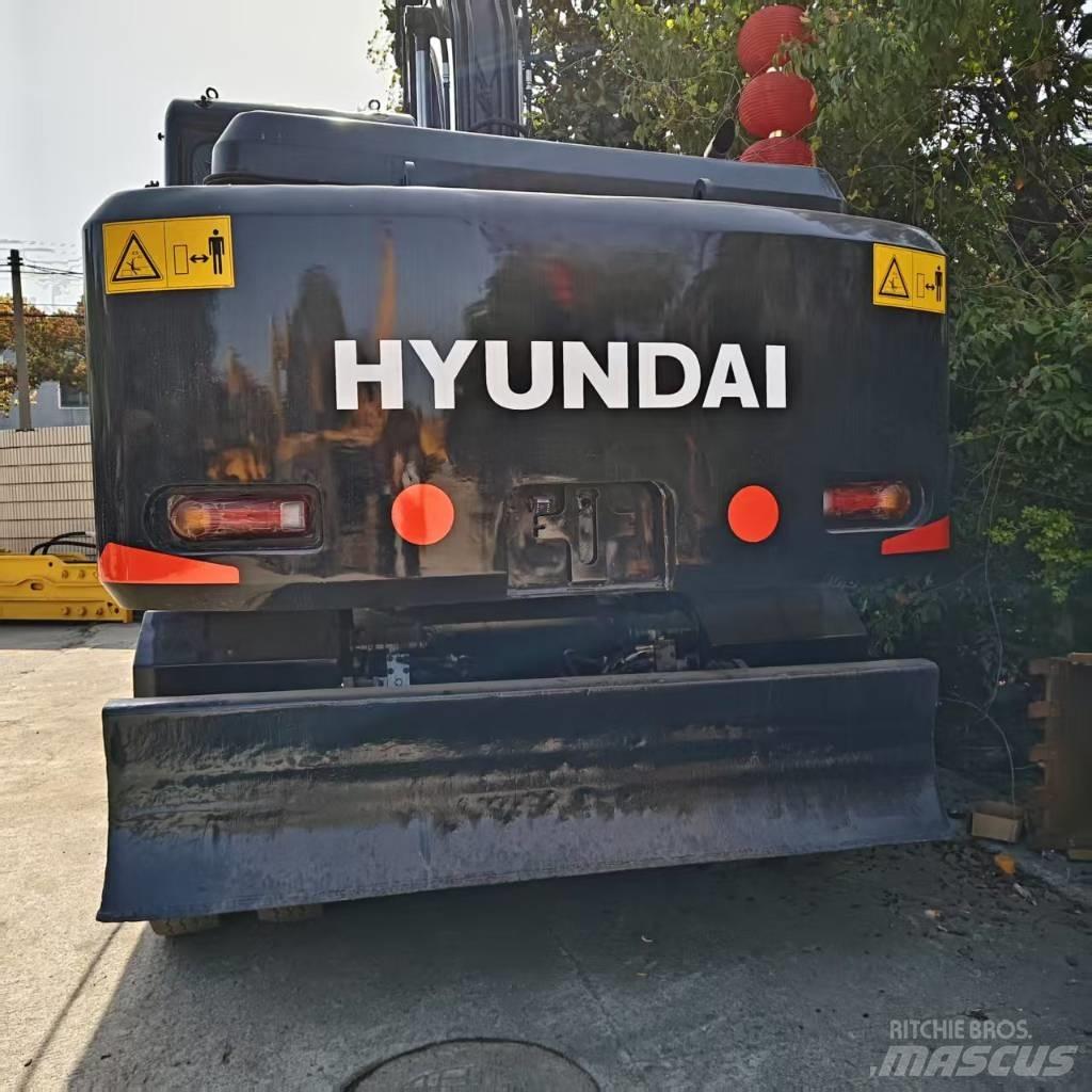 Hyundai r150w-9 轮式挖掘机