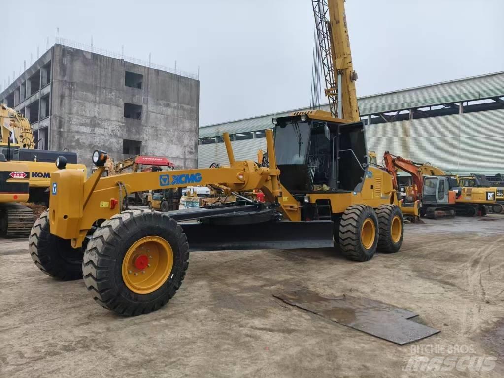 XCMG GR180 平地机/推土机