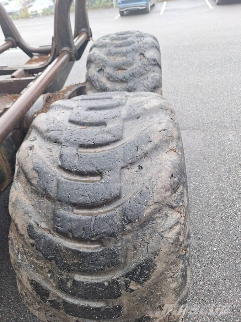 Timberjack 1010B 集运机