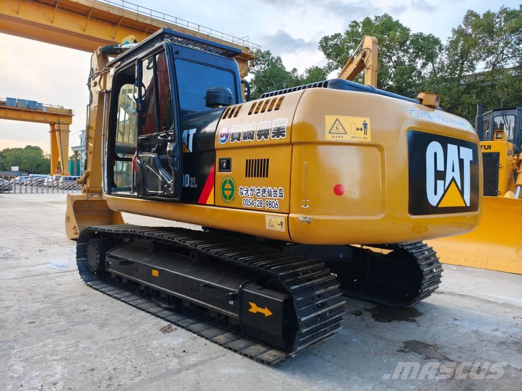 CAT 320D2 中型挖掘机