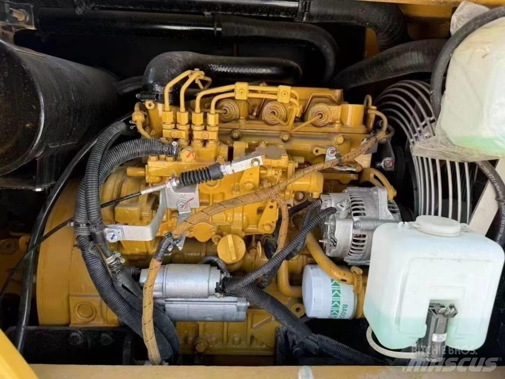 CAT 307E2 履带挖掘机