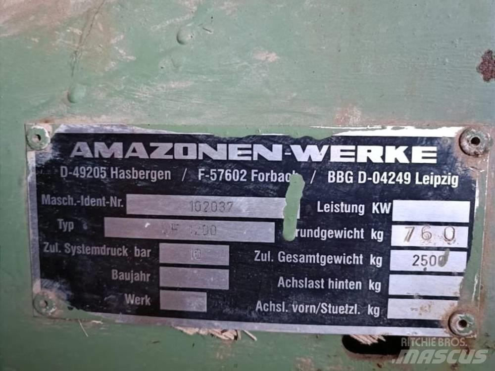 Amazone UF 1200 悬挂式喷雾机