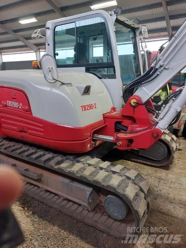Takeuchi TB290 中型挖掘机