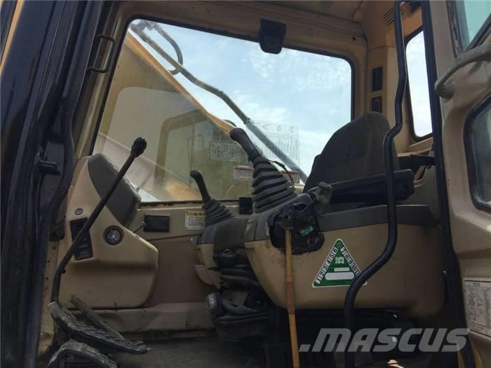 CAT 325 B 履带挖掘机