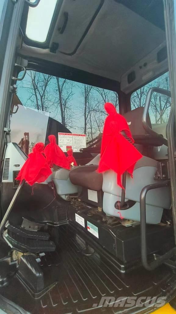 Komatsu PC 78 US 小型挖掘机