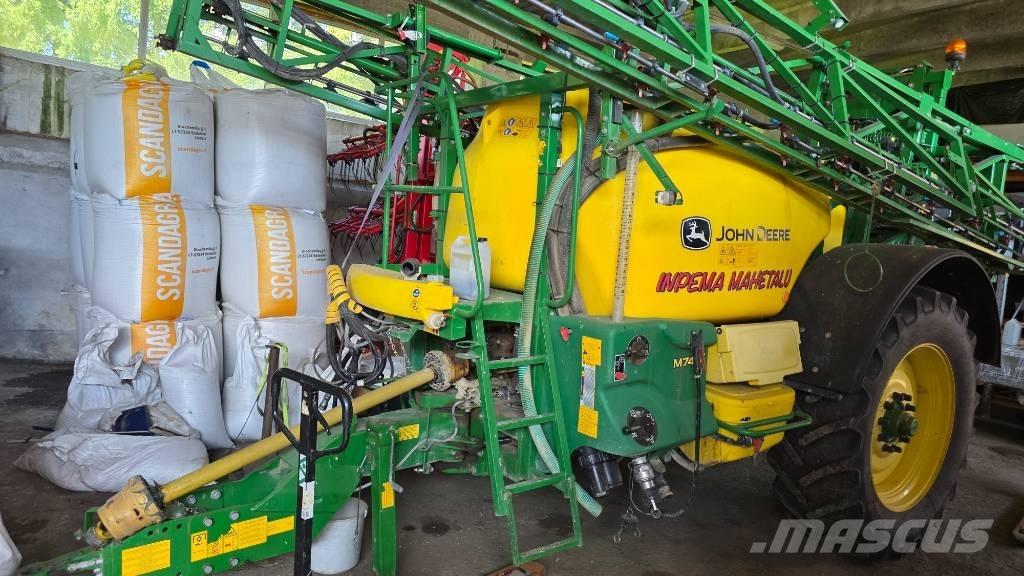 John Deere M 740 i 牵引式喷雾机