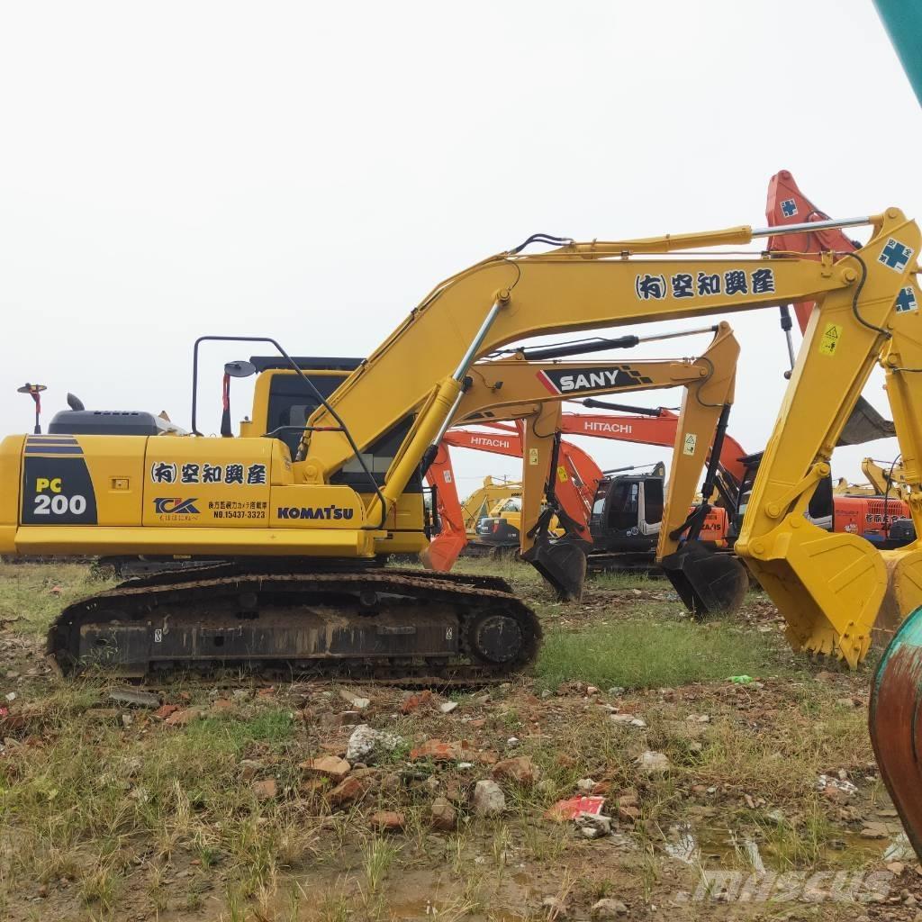 Komatsu PC200-8 履带挖掘机