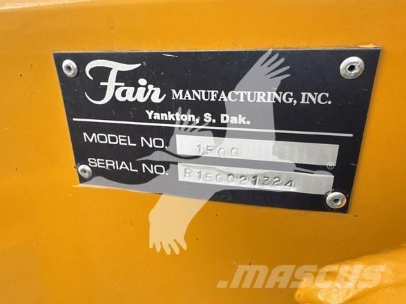 Fair MFG 1500 犁耙和摊草机