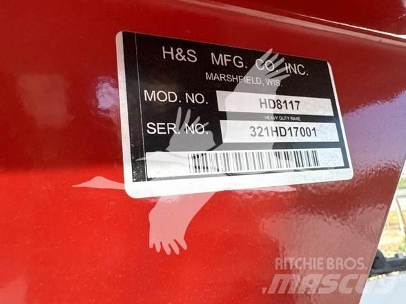 H&S 8117 犁耙和摊草机