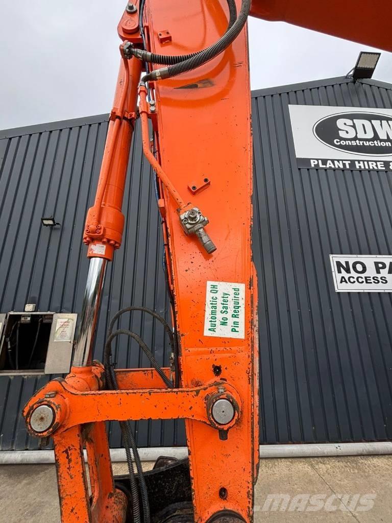 Doosan DX 140 LCR-3 履带挖掘机