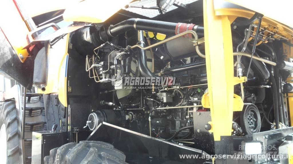 New Holland FR 9060 自走式青贮饲料收割机