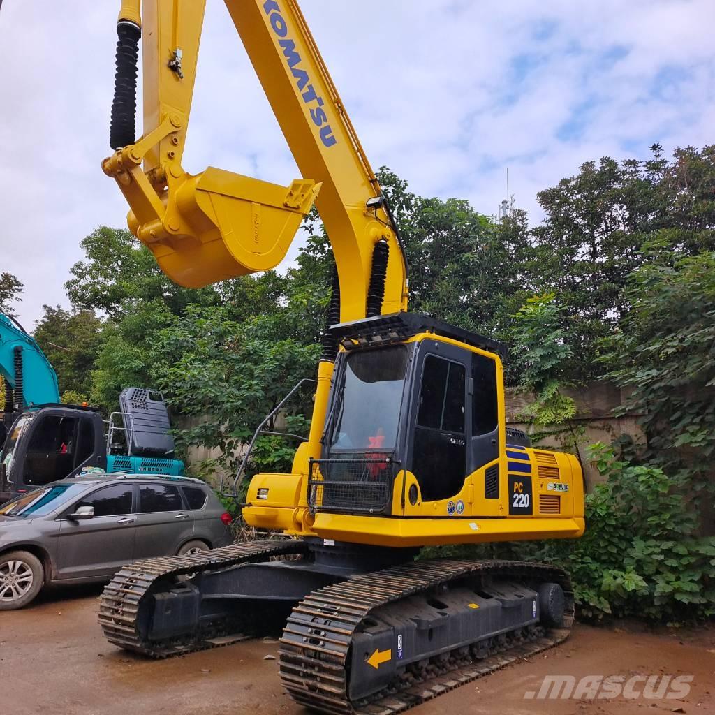 Komatsu PC 220-8 履带挖掘机
