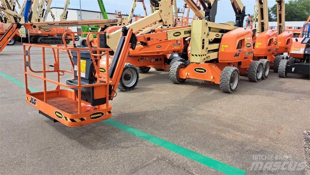 JLG EC520AJ 曲臂高空工作平台