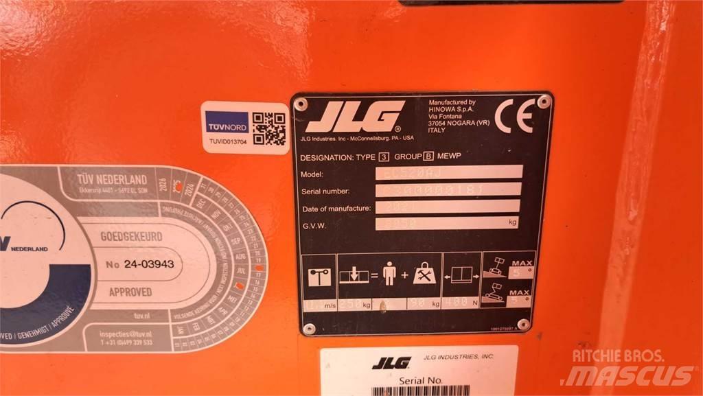 JLG EC520AJ 曲臂高空工作平台
