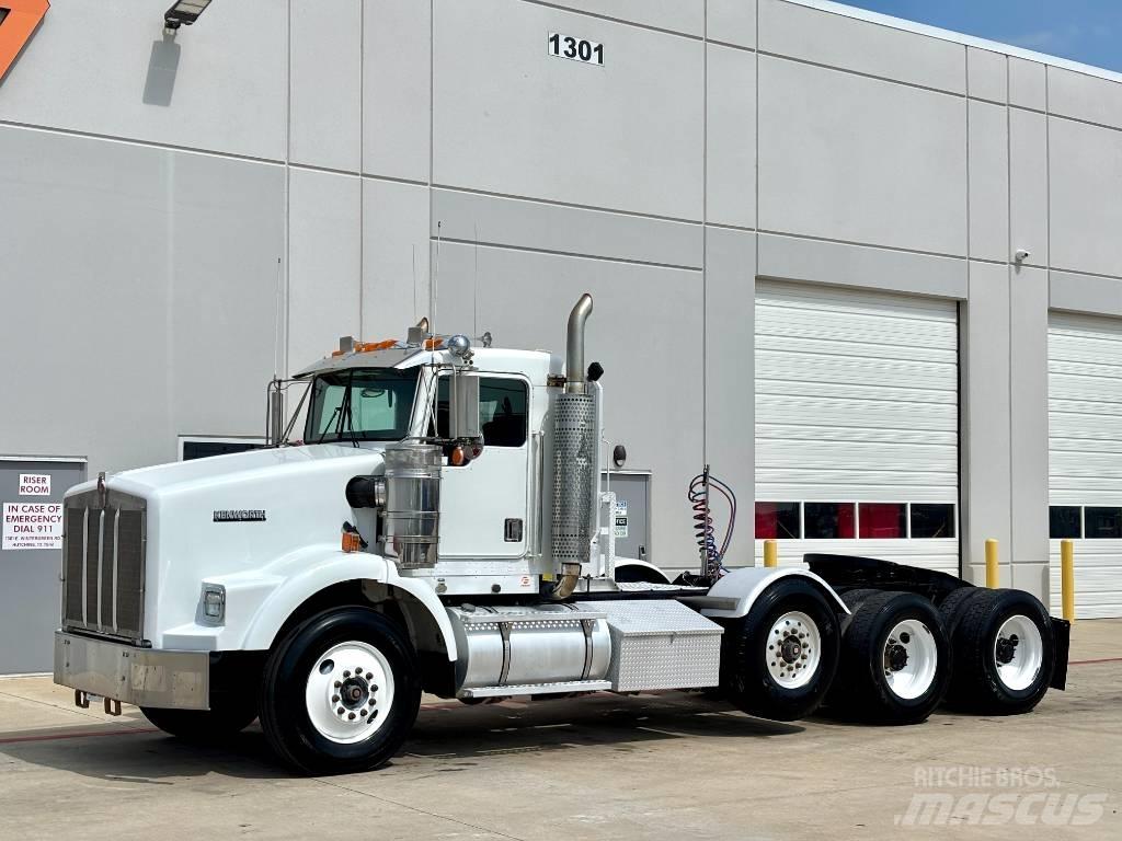 Kenworth T 800 牵引车