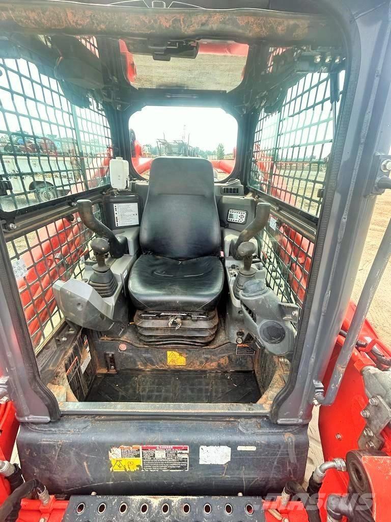 Kubota SVL 95-2 滑移装载机