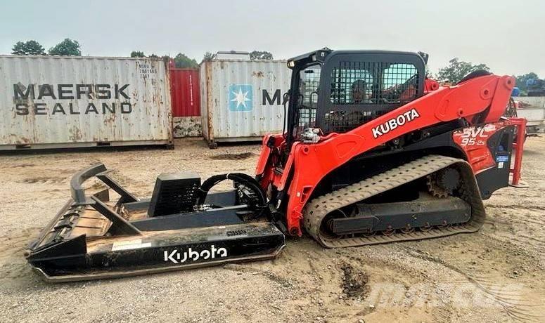 Kubota SVL 95-2 滑移装载机