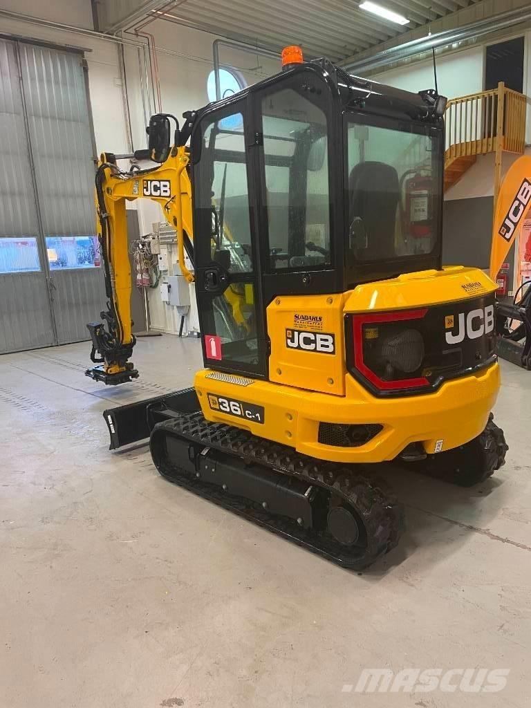 JCB 36 C-1 小型挖掘机
