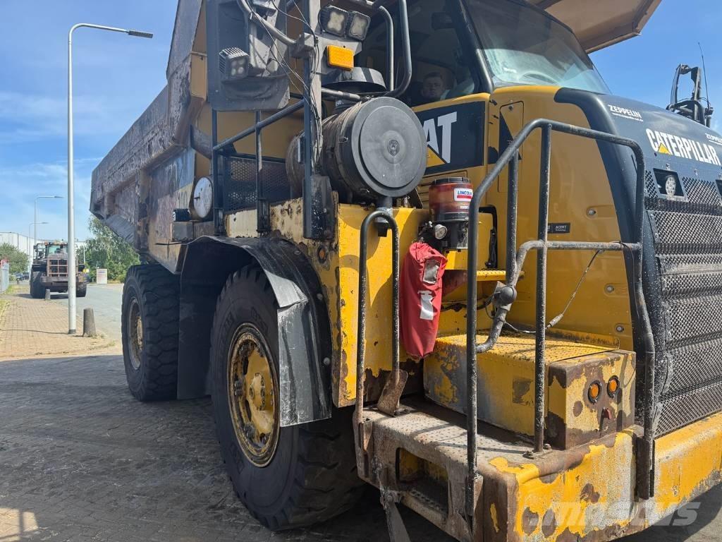 CAT 770 刚性自卸车