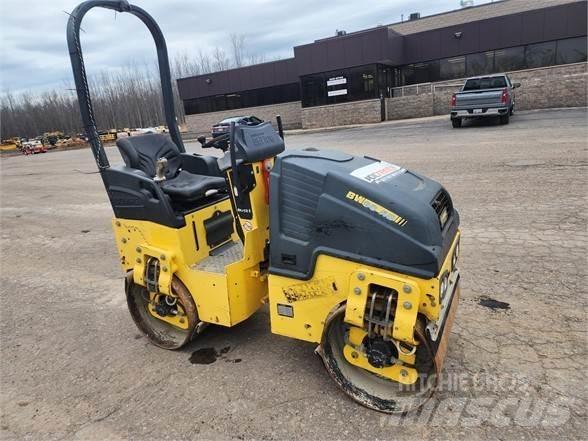 Bomag BW90AD-5 单轮压路机