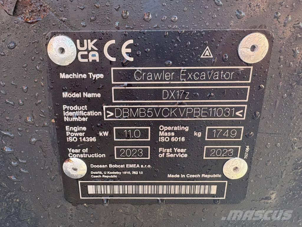 Doosan DX 17 小型挖掘机