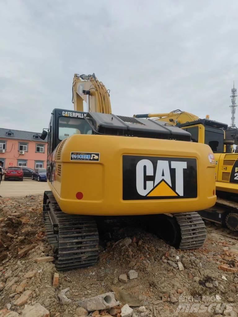 CAT 320 D 履带挖掘机