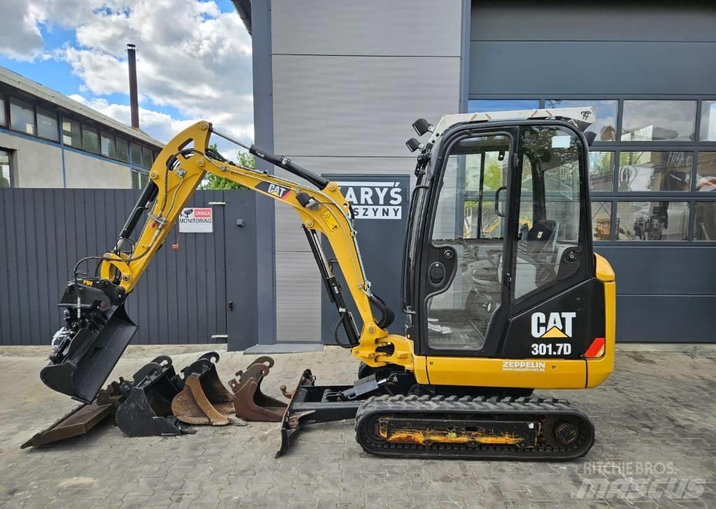 CAT 301.7 D 小型挖掘机
