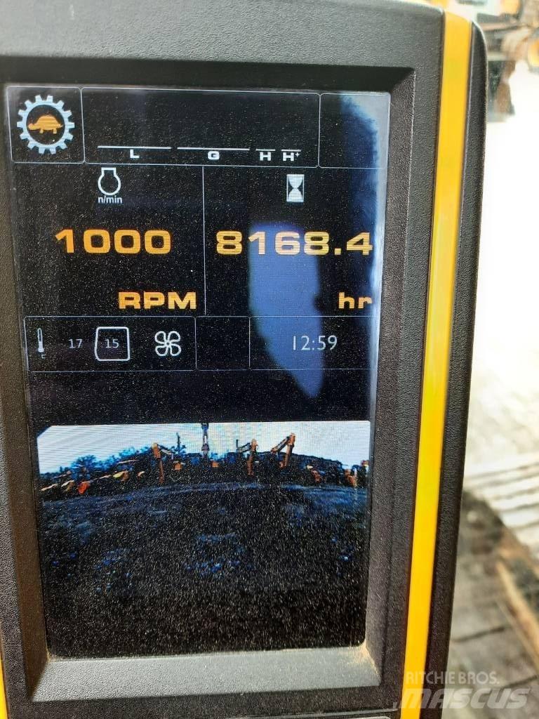 JCB JS 220 N LC 履带挖掘机