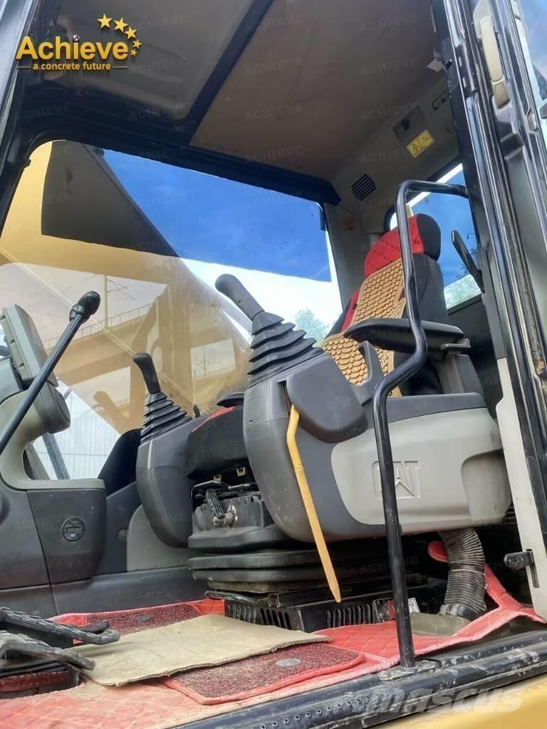 CAT 336D2 履带挖掘机