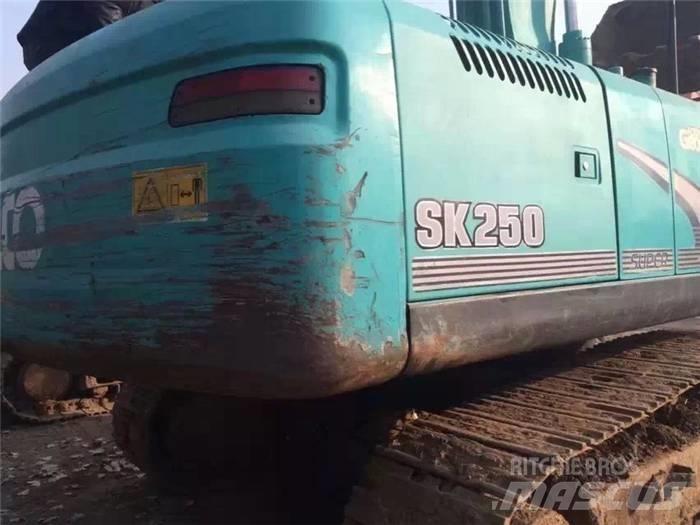 Kobelco SK 250-8 履带挖掘机