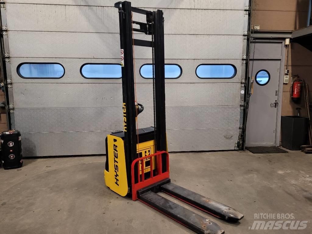 Hyster S 1.6 手推堆垛车
