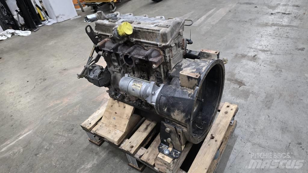 Isuzu 4LE2 发动机