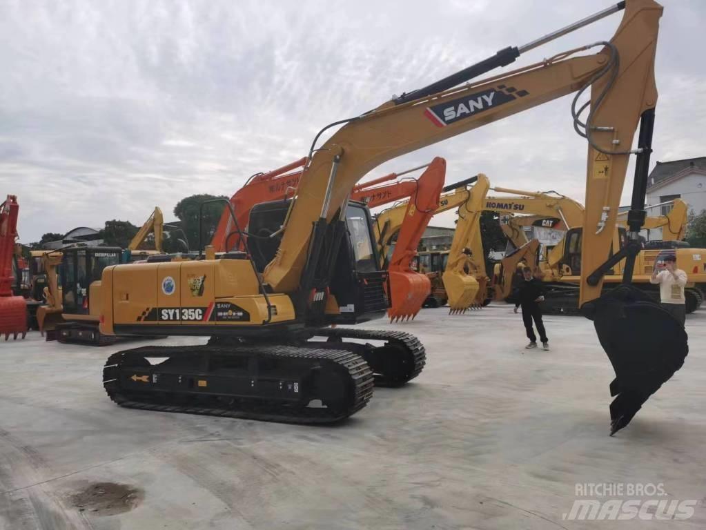 Sany SY135C 履带挖掘机