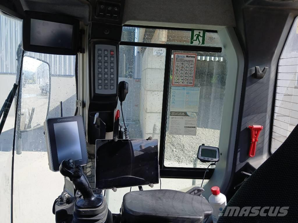 Liebherr L 550 轮式装载机