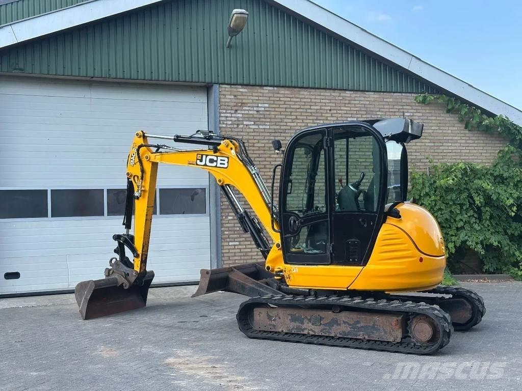 JCB 8045 ZTS 小型挖掘机