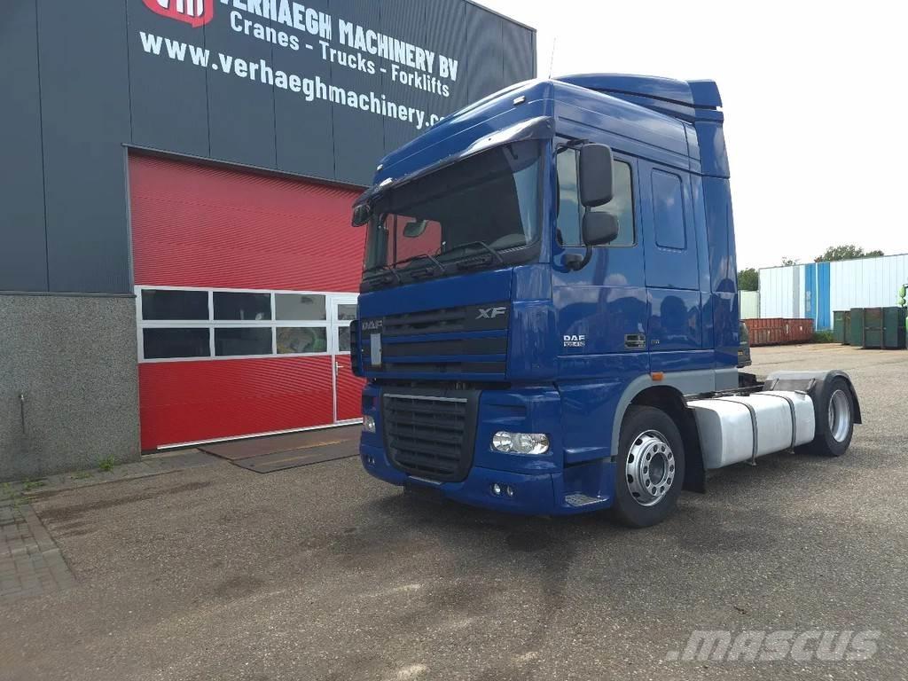 DAF XF 105.410 牵引车