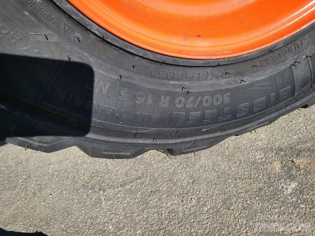 Bobcat TL25.60RB 伸缩臂叉装车|叉装车