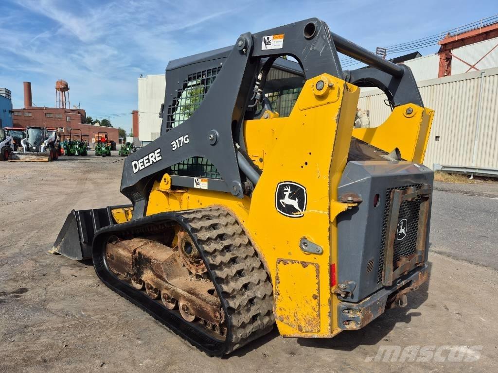 John Deere 317 滑移装载机