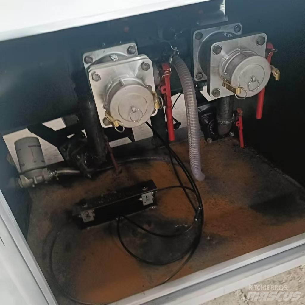 Howo 24方 运输工具-其他